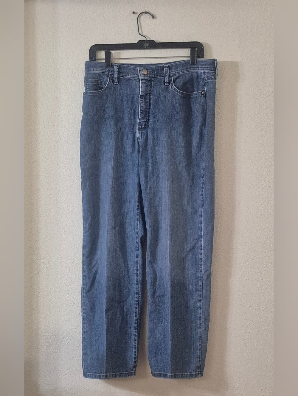 Lee Women's Straight Jeans in Medium Blue